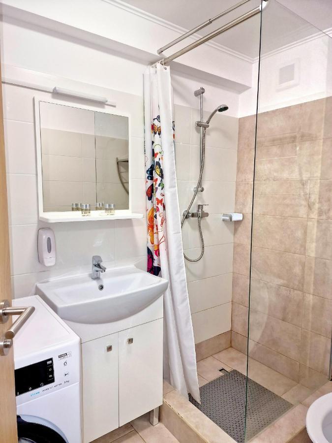 Stay Inn Rediu Valea Lupului  エクステリア 写真